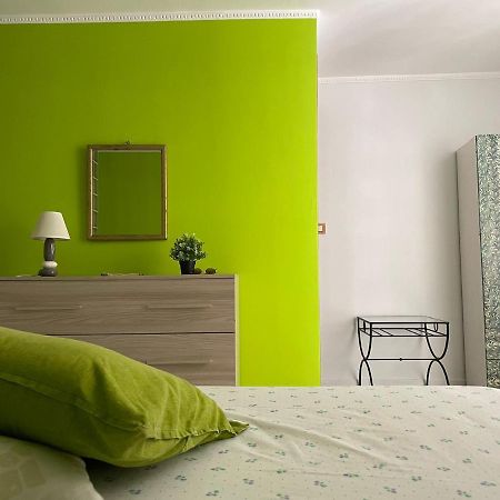 Colorful House Apartment Наполи Екстериор снимка