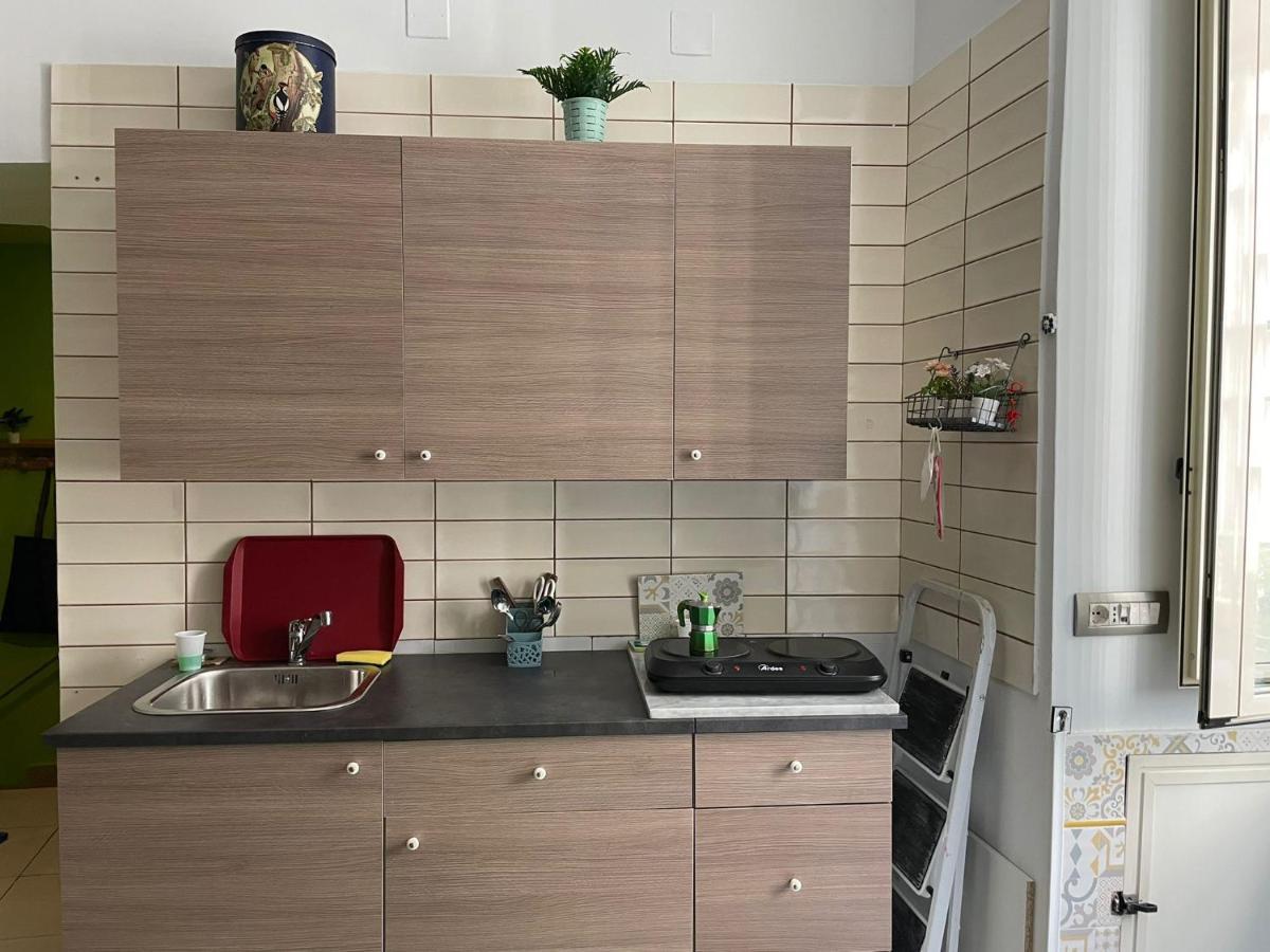 Colorful House Apartment Наполи Екстериор снимка